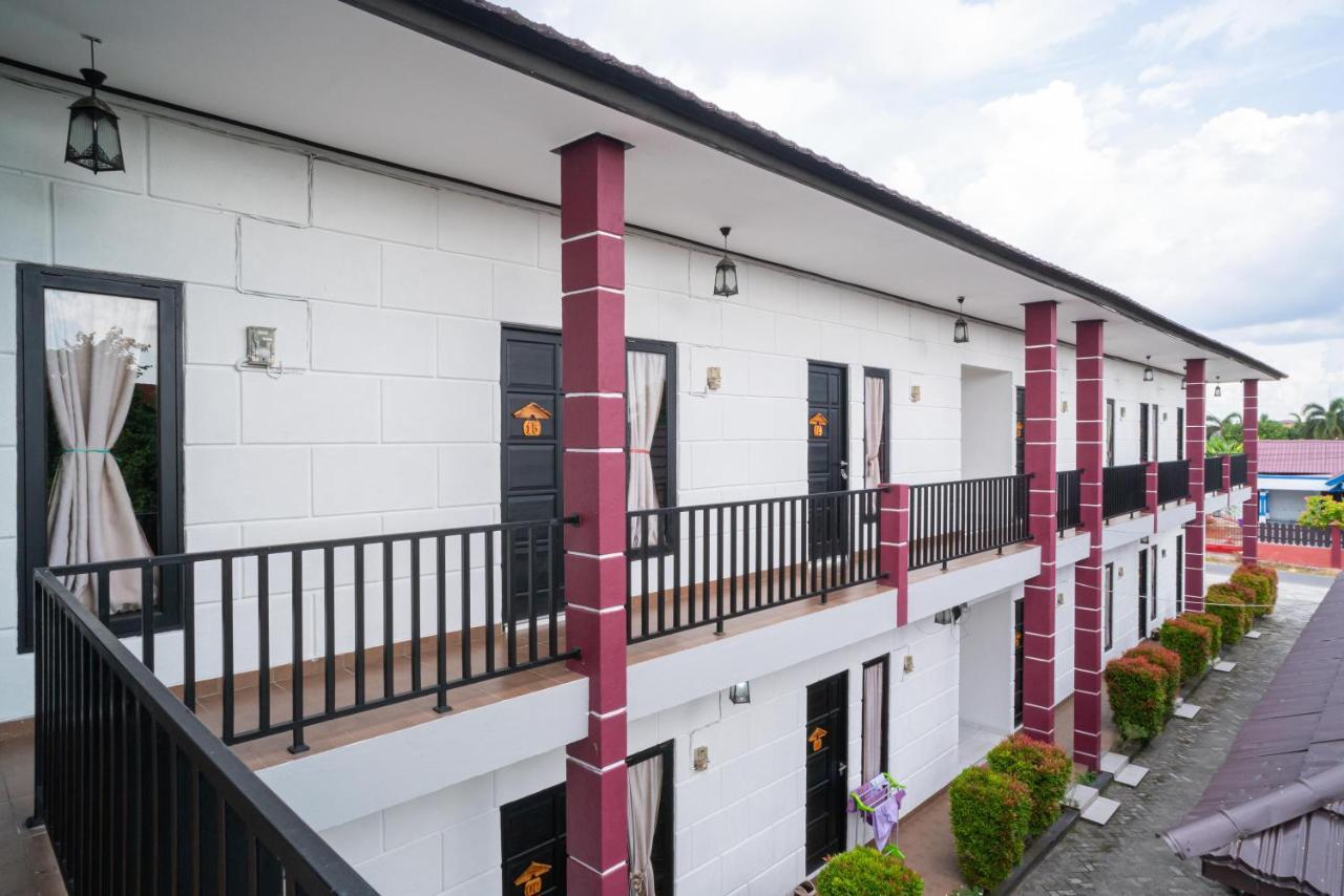 Reddoorz @ Wisma Pangrango Palangkaraya Exterior foto