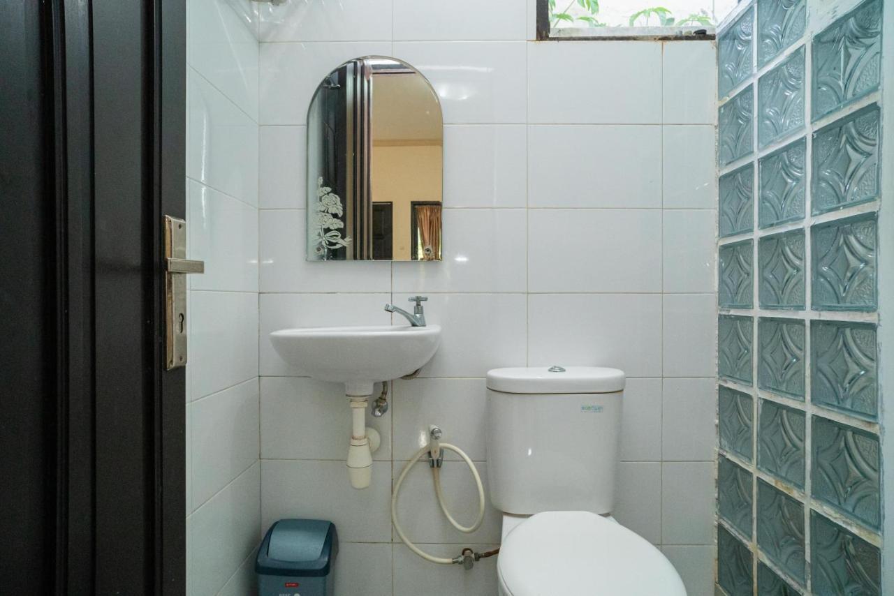 Reddoorz @ Wisma Pangrango Palangkaraya Exterior foto